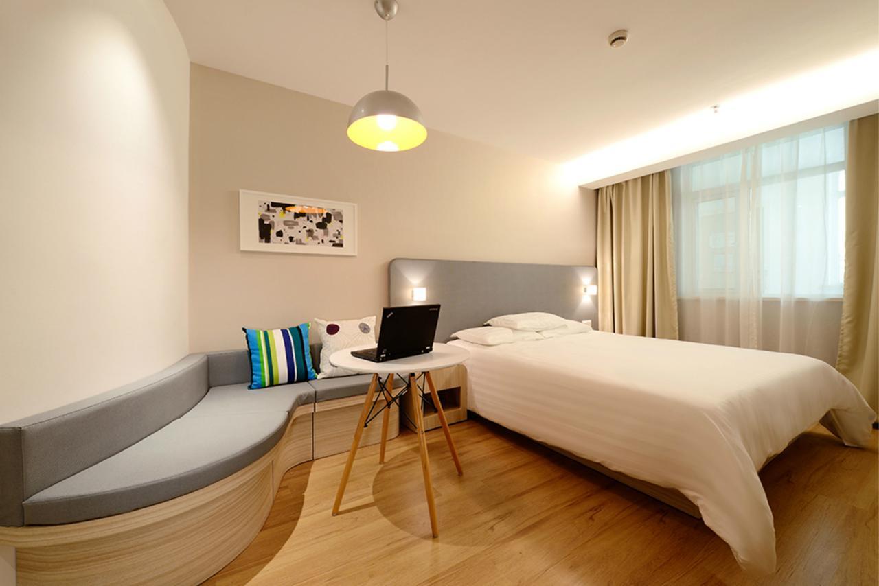 Hanting Hotel Qingdao Zhanqiao Railway Station 외부 사진